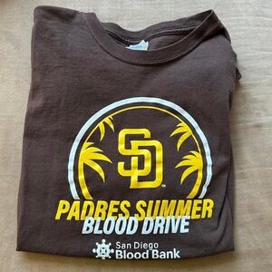 Vintage San Diego Padres brown and yellow tee